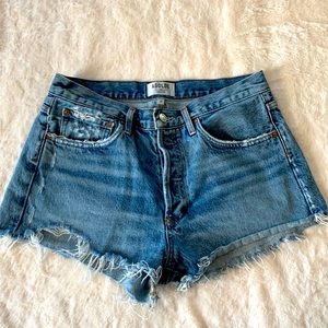 AGOLDE button front denim shorts, size 28.